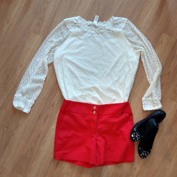 BELLE BIRD Cream Lace Blouse - Picture 3 of 5